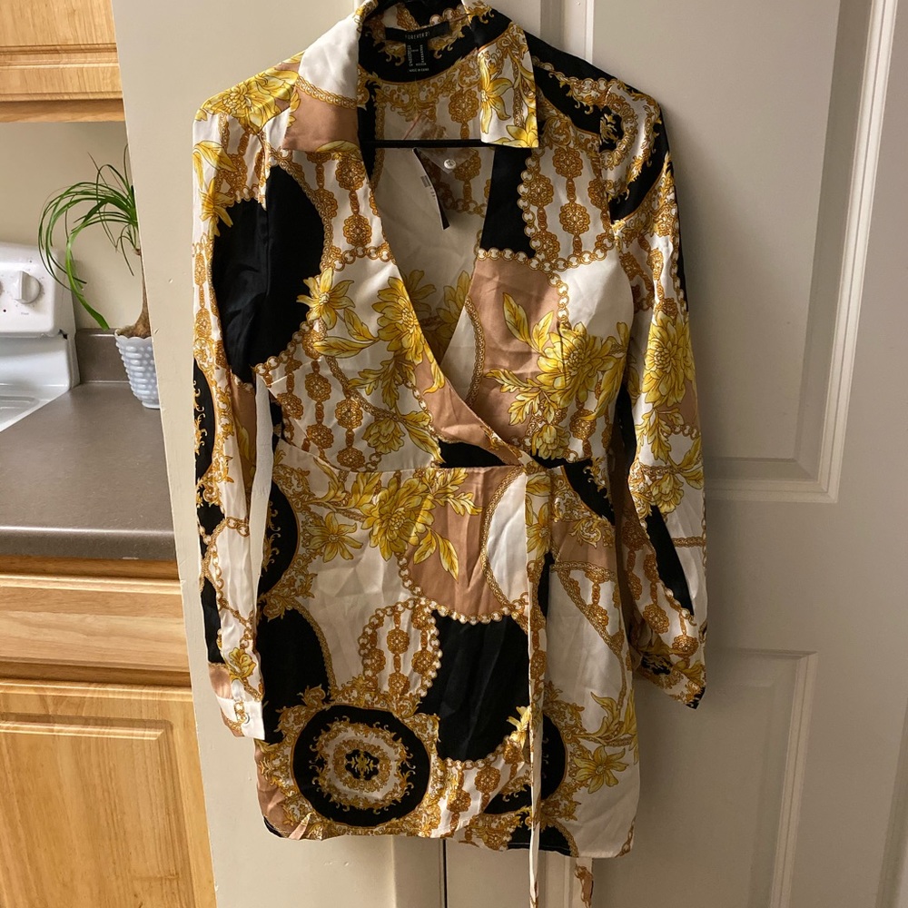 Woven Keychain Print Surplice Dress